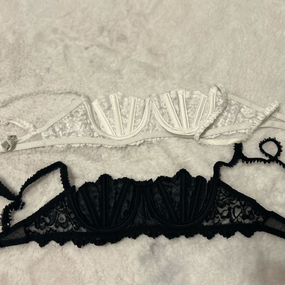 *TWO* Shirley of Hollywood bralette sz:32a